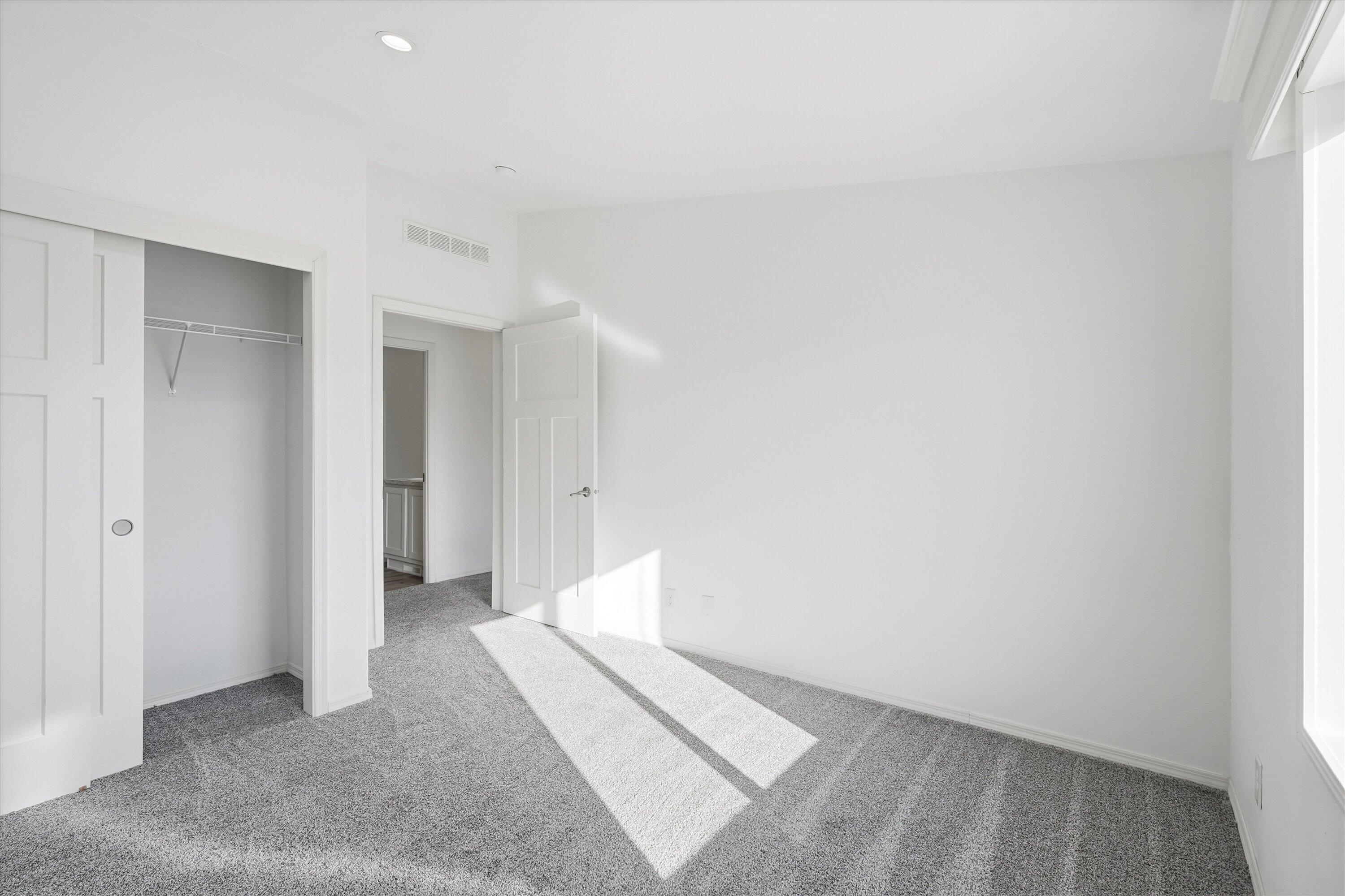 300 Luman Road, Unit 197 Phoenix, OR 97535 - Photo 15 of 26 a view of an empty room
