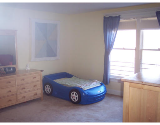 6 Barbara Road Hopkinton, MA 01748 - Photo 18 of 24 Gallery Image 18