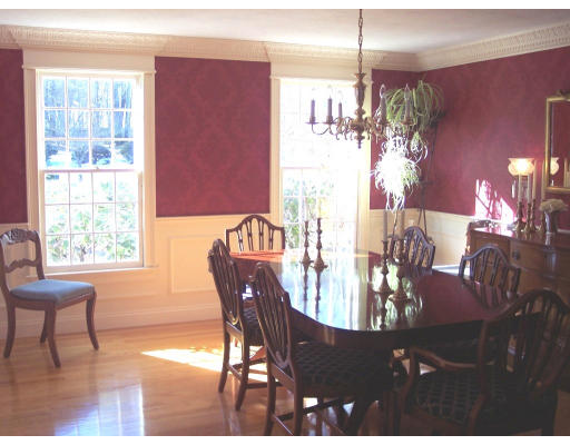6 Barbara Road Hopkinton, MA 01748 - Photo 8 of 24 Gallery Image 8