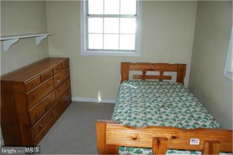 5904 Berwyn Road Berwyn Heights, MD 20740 - Photo 11 of 19 Bedroom