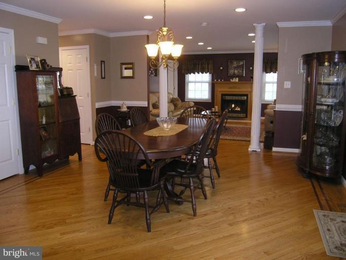 10010 Ellis Road Manassas, VA 20111 - Photo 2 of 26 Dining Room