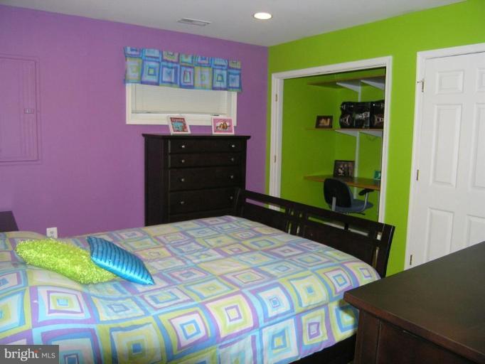 10010 Ellis Road Manassas, VA 20111 - Photo 11 of 26 Bedroom #2