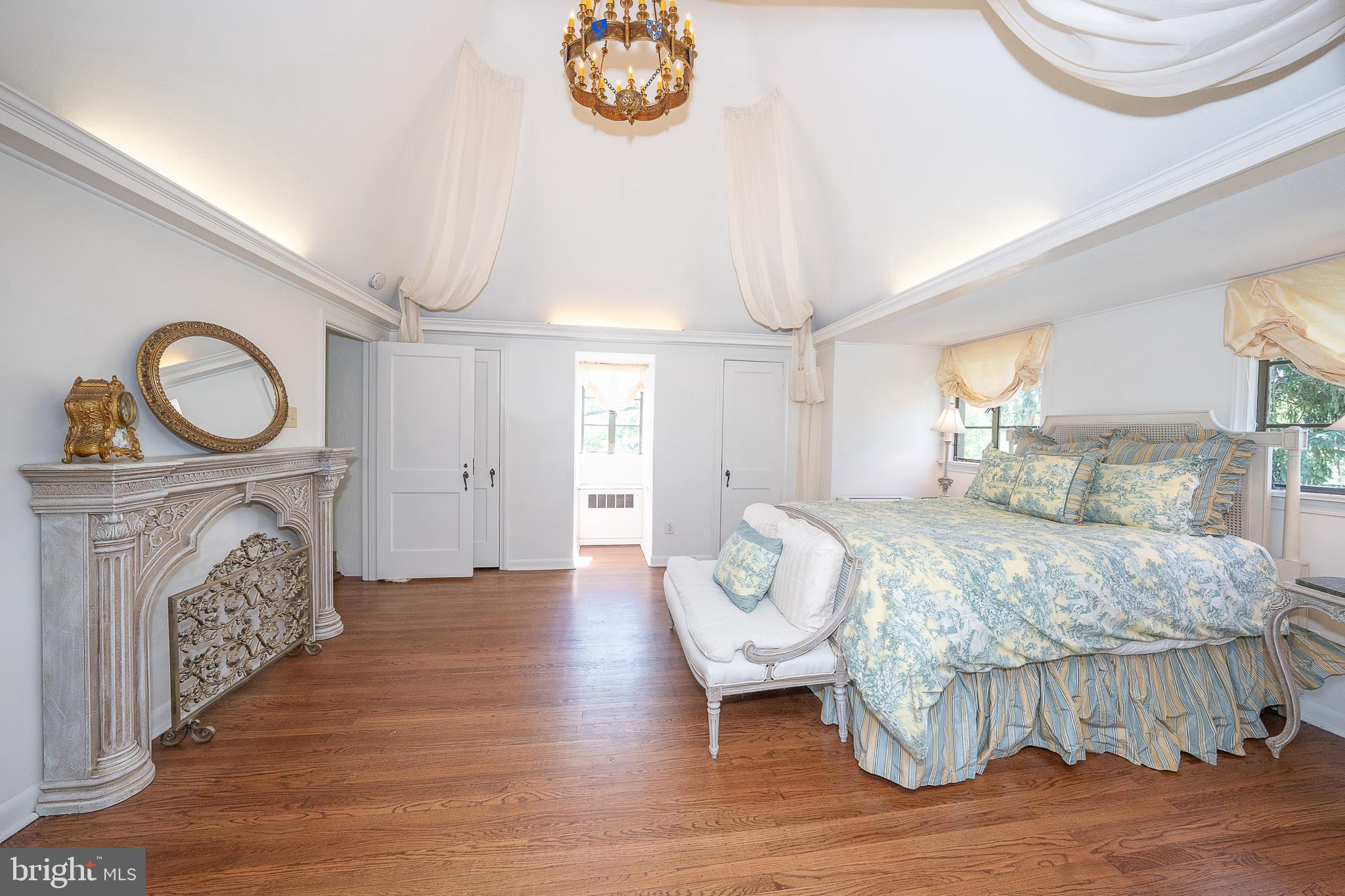 1187 Rydal Road Rydal, PA 19046 - Photo 33 of 53 Soaring Ceilings!