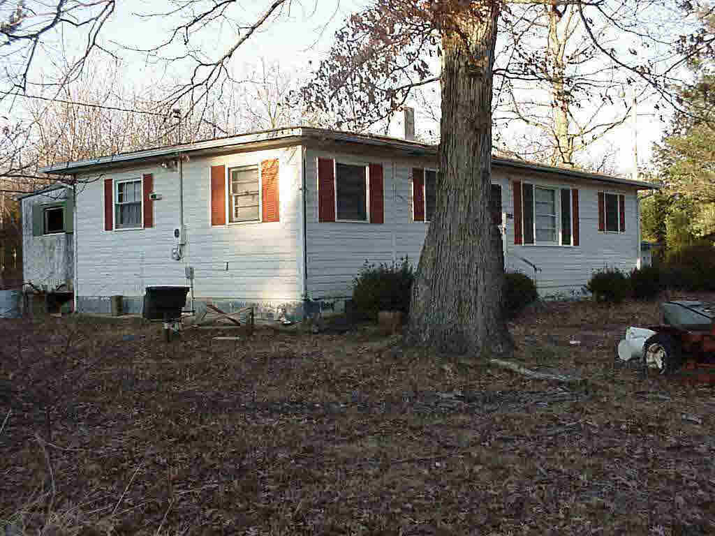 9631 Poindexter Road Louisa, VA 23093 - Photo 3 of 4 Gallery Image 3