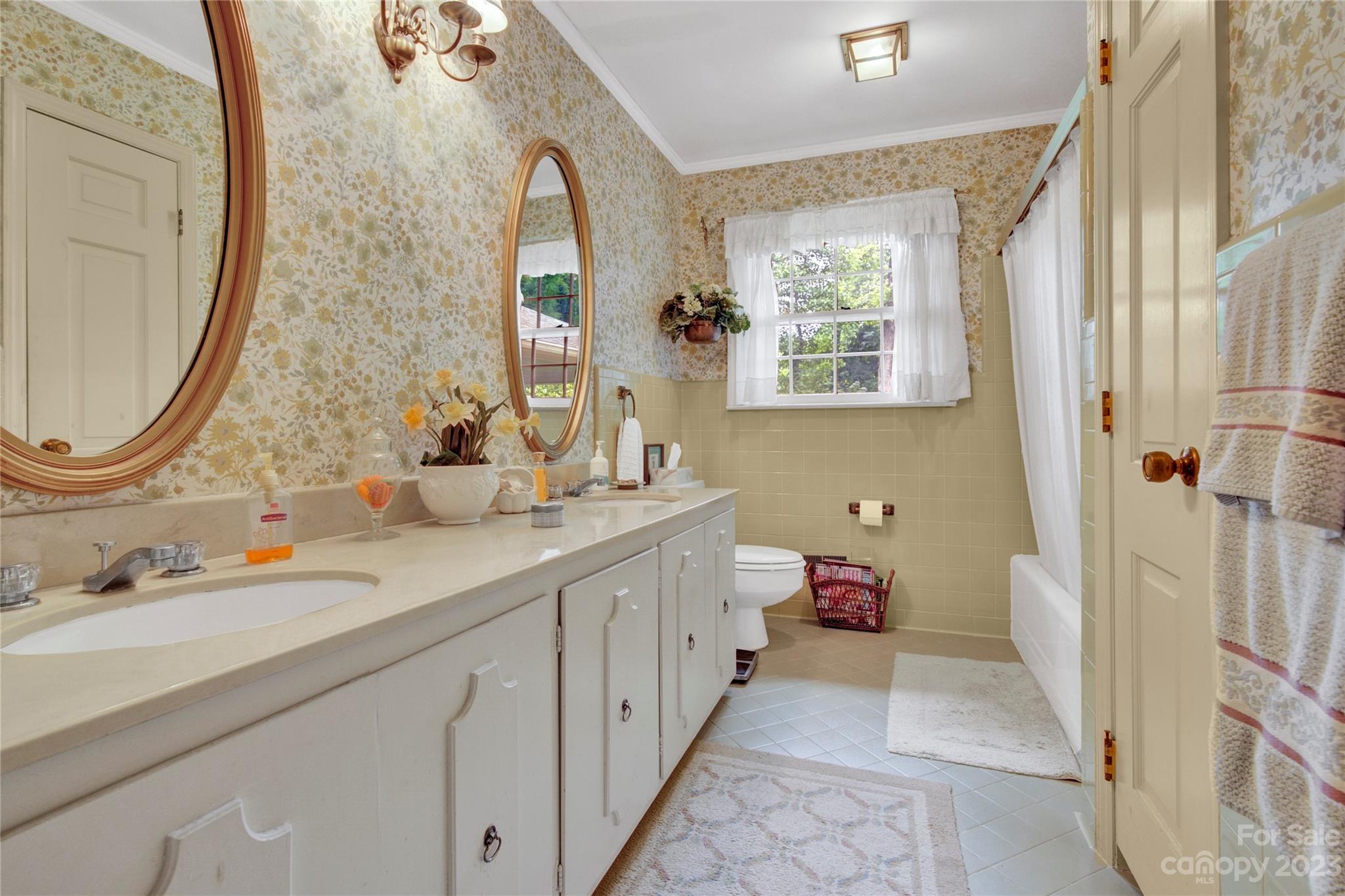 3608 Table Rock Road Charlotte, NC 28226 - Photo 13 of 16 Gallery Image 13