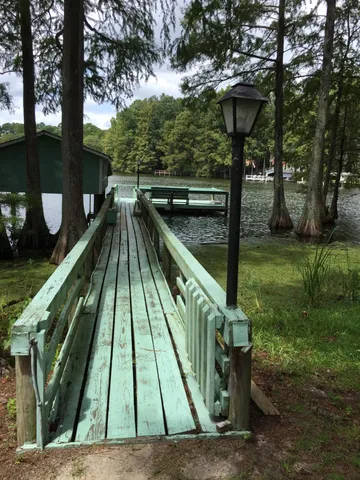 $3,200 | 304 Broad River Drive, Santee, SC 29142
