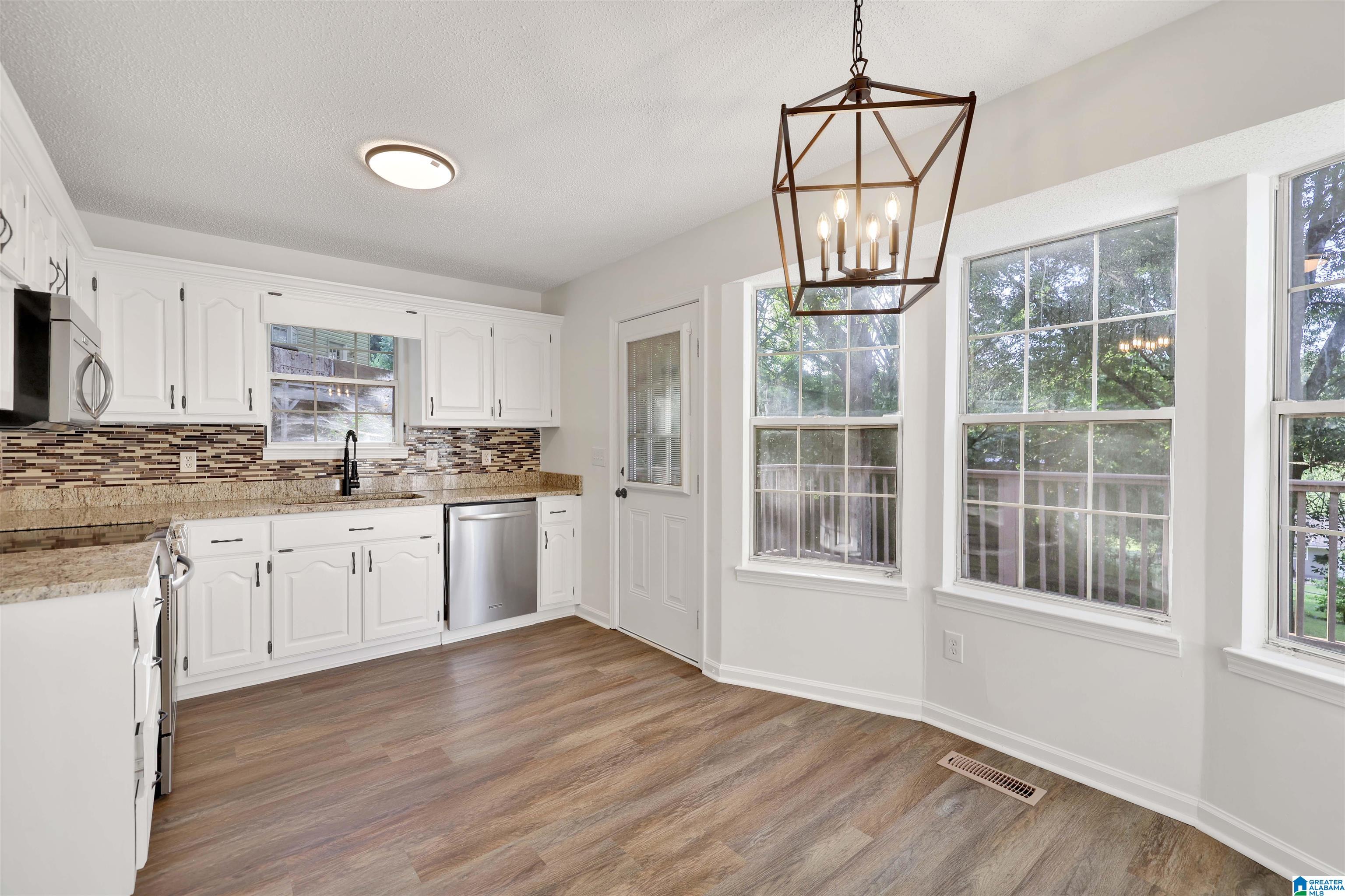 335 Brian Trail Springville, AL 35146 - Photo 11 of 31 Gallery Image 11