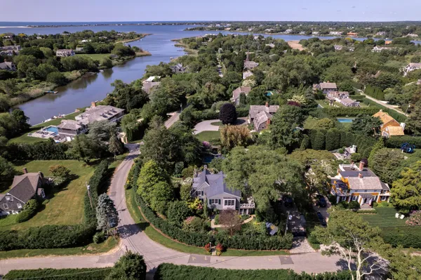 $160,000 | 12 Huntington Lane, Water Mill, NY 11976