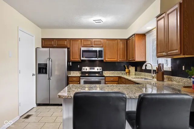 $200,000 | 7628 Vintage Court, Lawrence, IN 46226