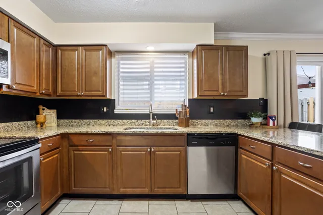 $200,000 | 7628 Vintage Court, Lawrence, IN 46226