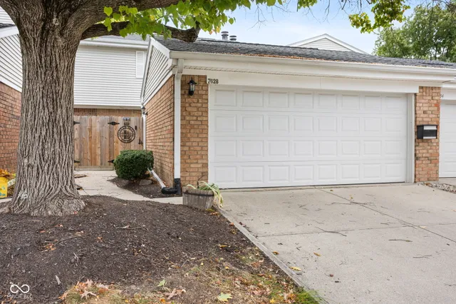 $200,000 | 7628 Vintage Court, Lawrence, IN 46226