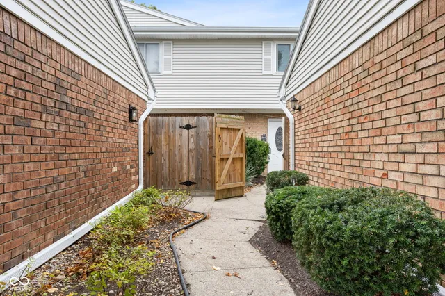 $200,000 | 7628 Vintage Court, Lawrence, IN 46226