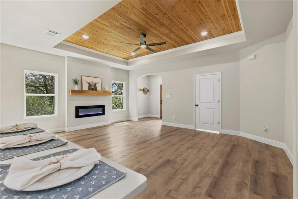1001 Apache Ridge Road Granbury, TX 76048 - Photo 11 of 37 Gallery Image 11