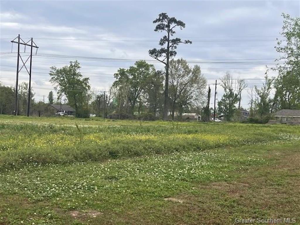 2506 Fitzenreiter Road Lake Charles, LA 70601 - Photo 2 of 5 Gallery Image 2
