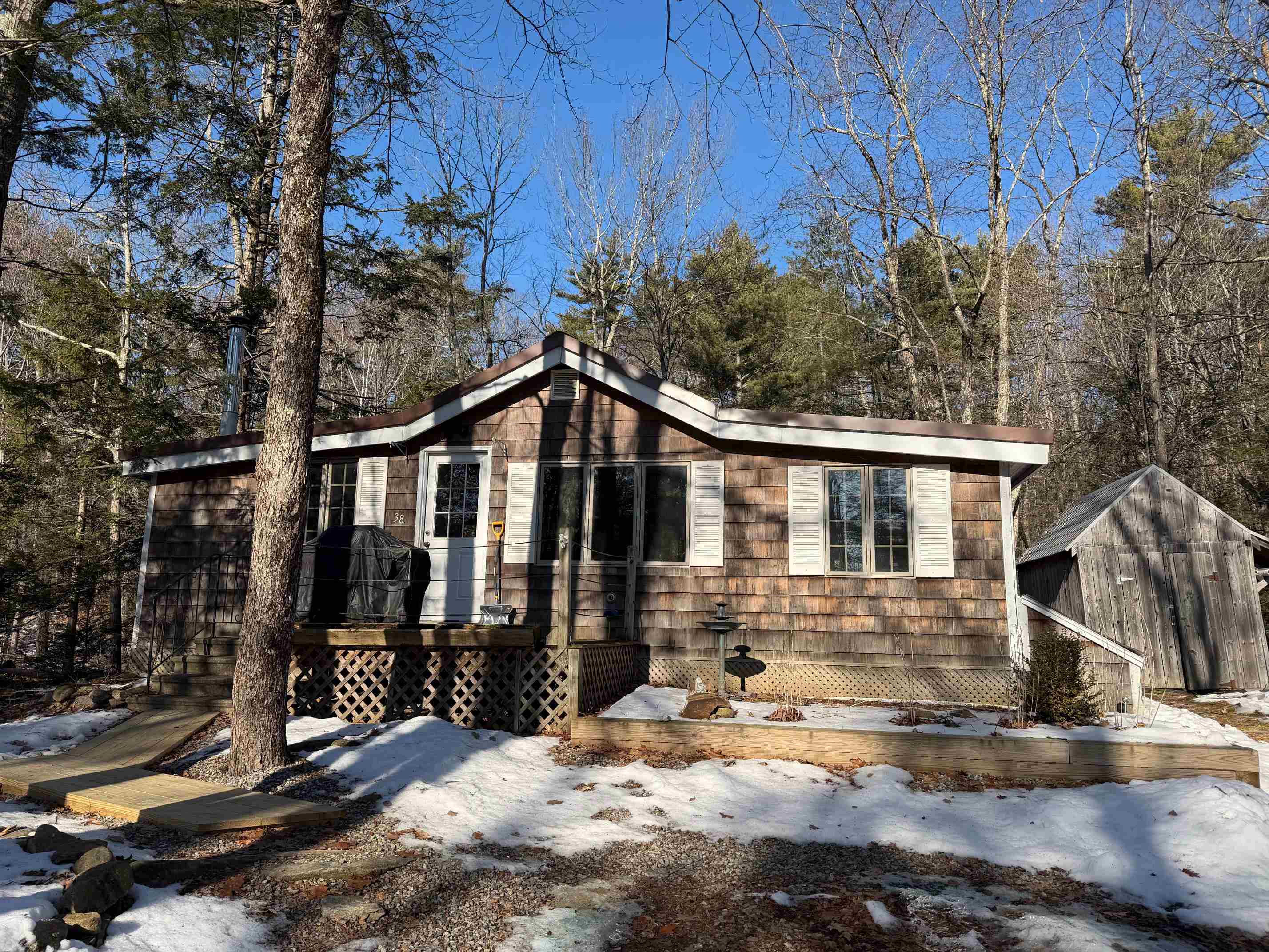 38 Deerfield Road Northwood, NH 03261 - Photo 4 of 28 Gallery Image 4