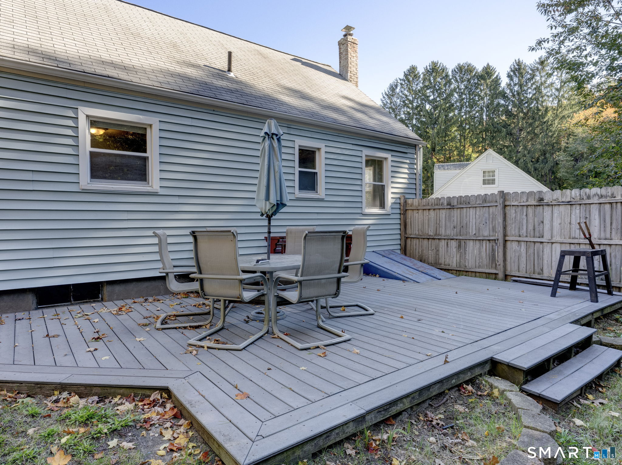 33 Dailey Circle Vernon, CT 06066 - Photo 25 of 29 Maintenance free composite decking