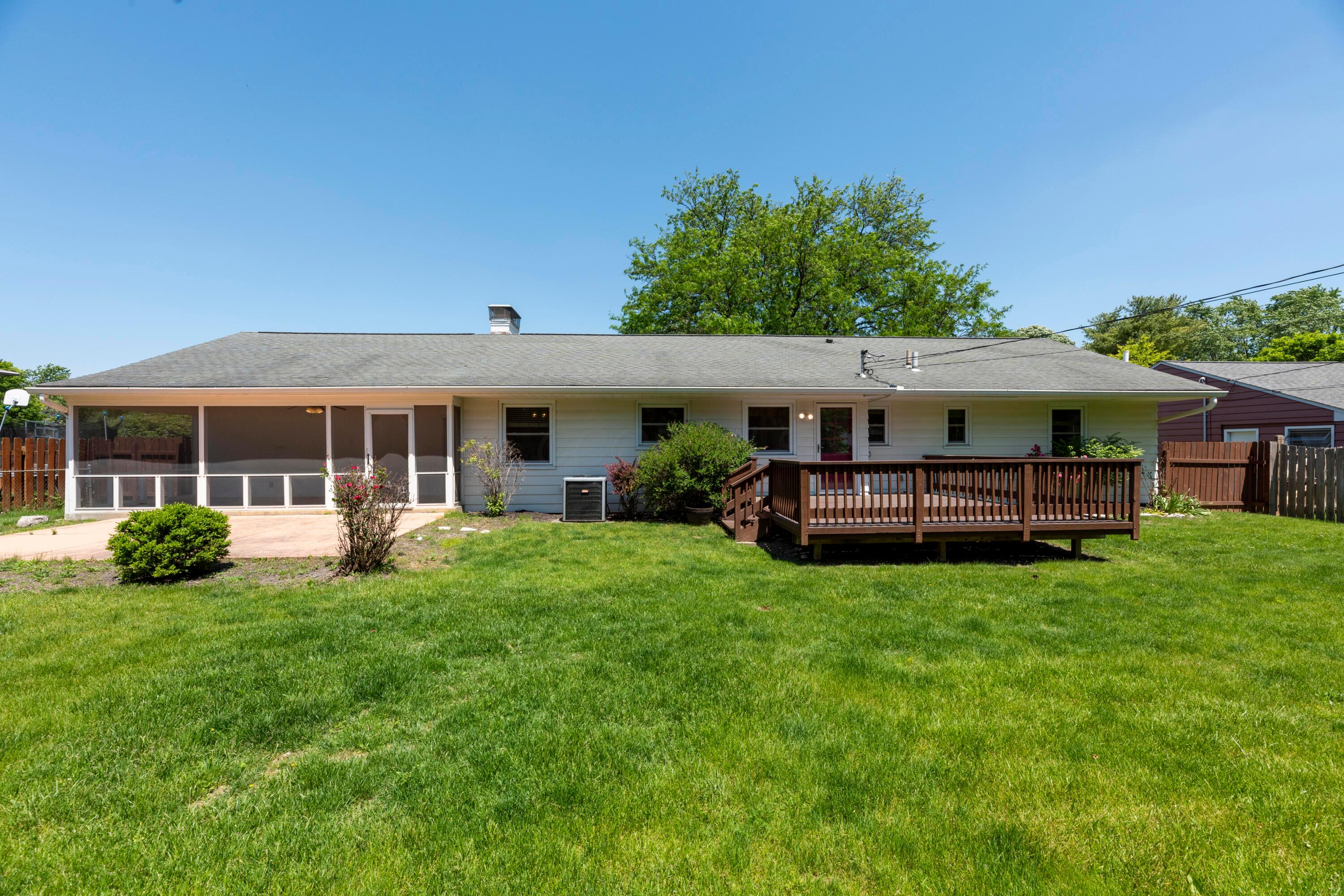 1491 Kirkley Road Columbus, OH 43221 - Photo 45 of 49