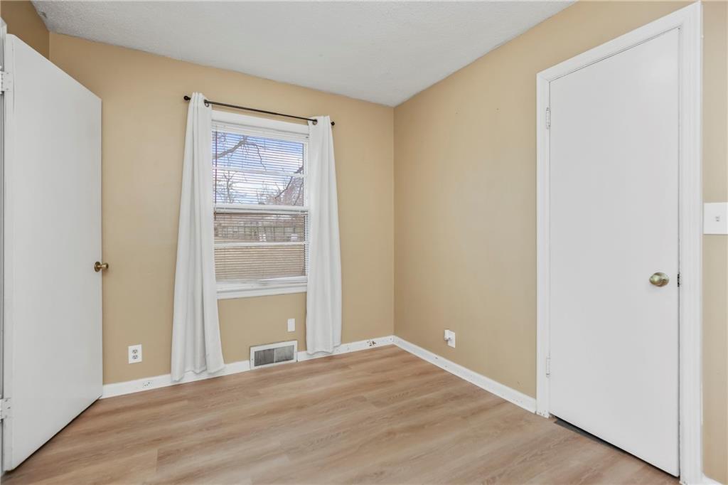 8513 Blue Ridge Boulevard Kansas City, MO 64138 - Photo 11 of 14