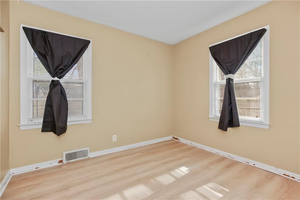 8513 Blue Ridge Boulevard Kansas City, MO 64138 - Photo 9 of 14