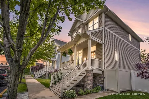 $689,900 | 5642 North Lockwood Avenue, Chicago, IL 60646