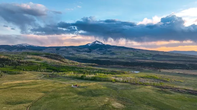 a view of an ocean view