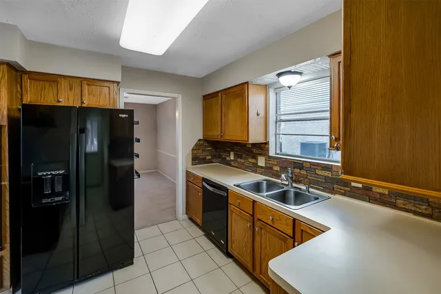 $225,000 | 8311 Amurwood Drive, Tomball, TX 77375