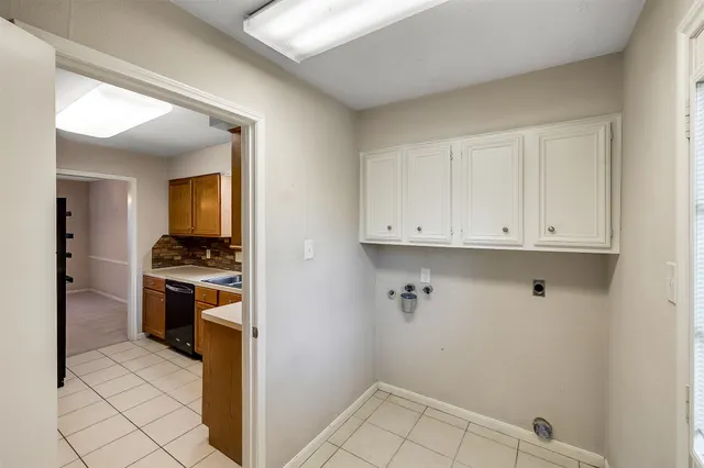 $225,000 | 8311 Amurwood Drive, Tomball, TX 77375