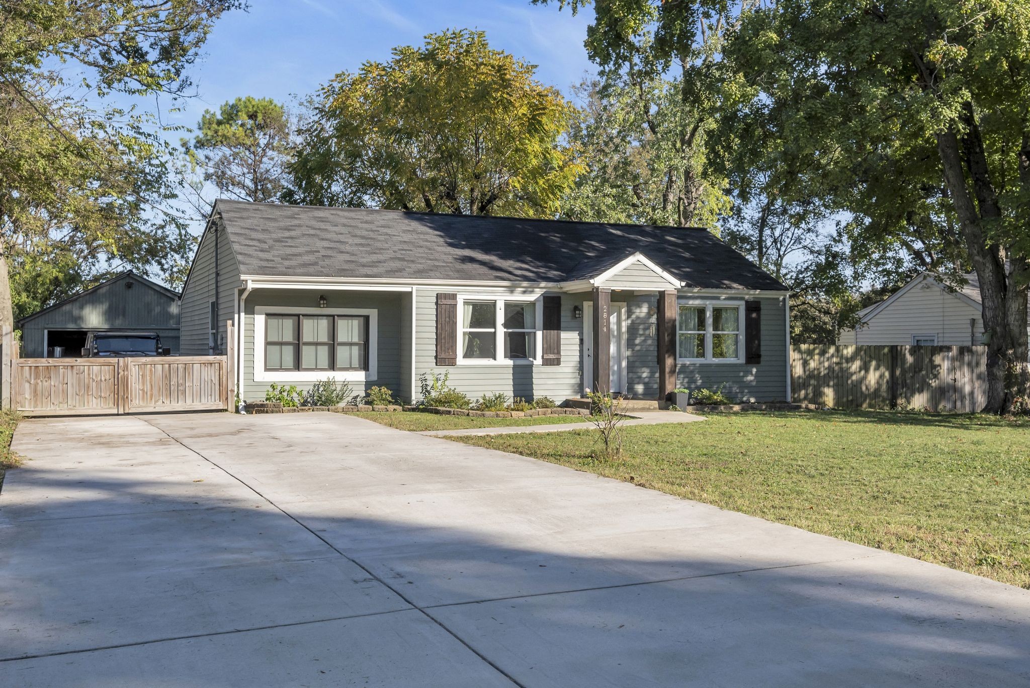 2814 Live Oak Road Nashville, TN 37210 - Photo 1 of 27 Gallery Image 1