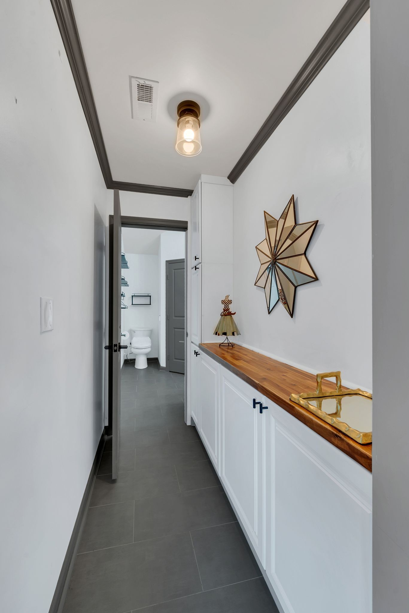 2814 Live Oak Road Nashville, TN 37210 - Photo 16 of 27 Gallery Image 16