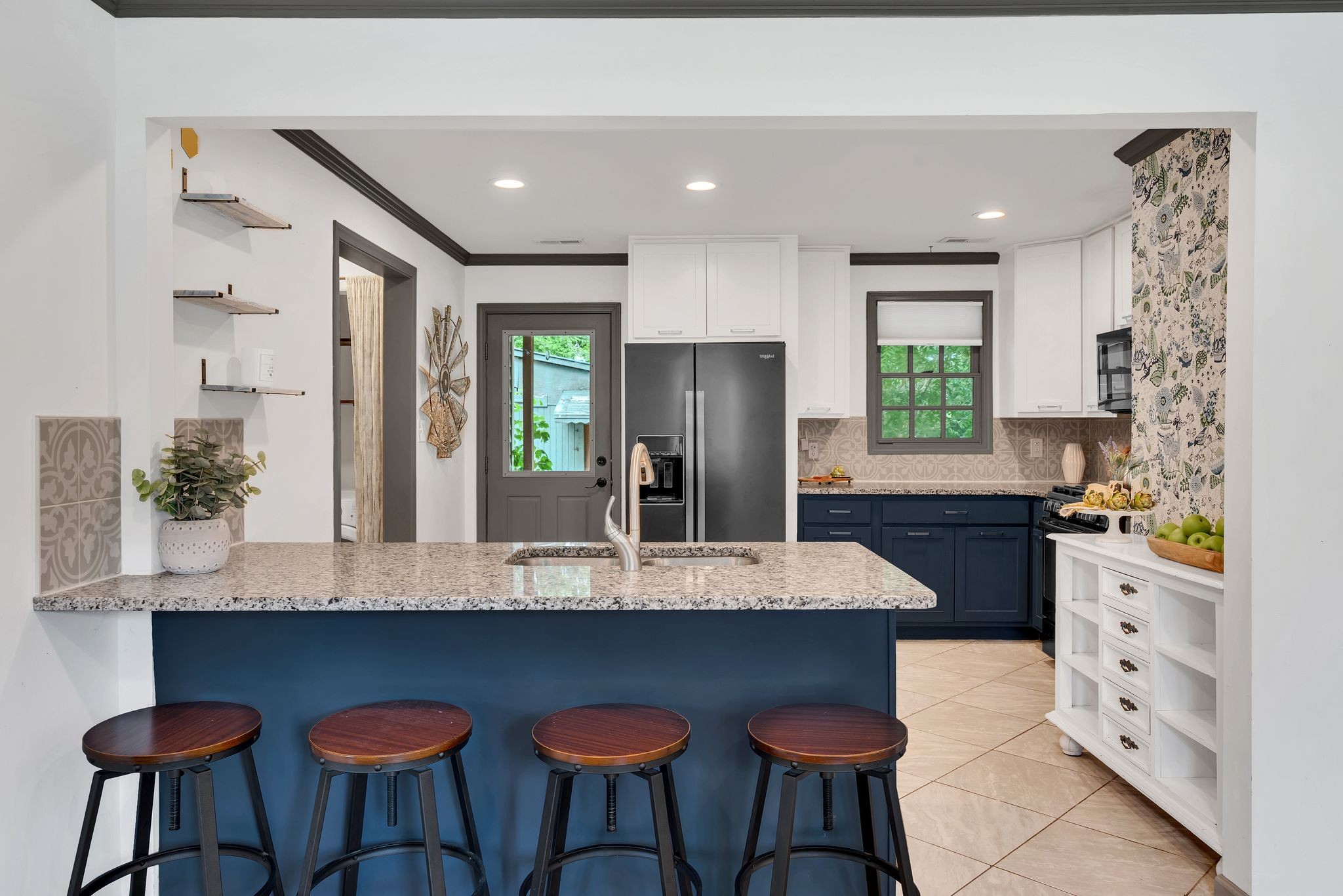 2814 Live Oak Road Nashville, TN 37210 - Photo 4 of 27 Gallery Image 4