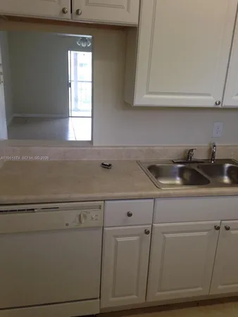 $1,800 | 7561 Northwest 16th Street, Unit 2310, Plantation, FL 33313