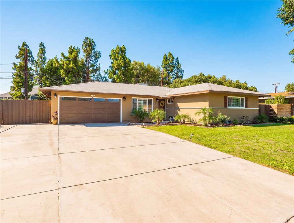 8975 Pembroke Avenue Riverside, CA 92503 - Photo 1 of 1 Gallery Image 1