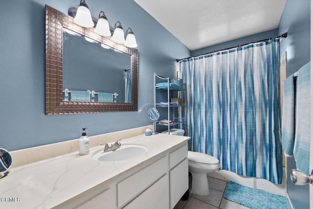 3600 Oarfish Lane Oxnard, CA 93035 - Photo 14 of 29 3600 Oarfish bathroom 1 Final