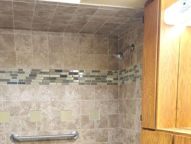 $275,000 | 7948 Merrimac Avenue, Burbank, IL 60459