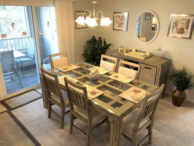 $2,100 | 633 Spencer-Farlow Drive, Unit 20, Carolina Beach, NC 28428