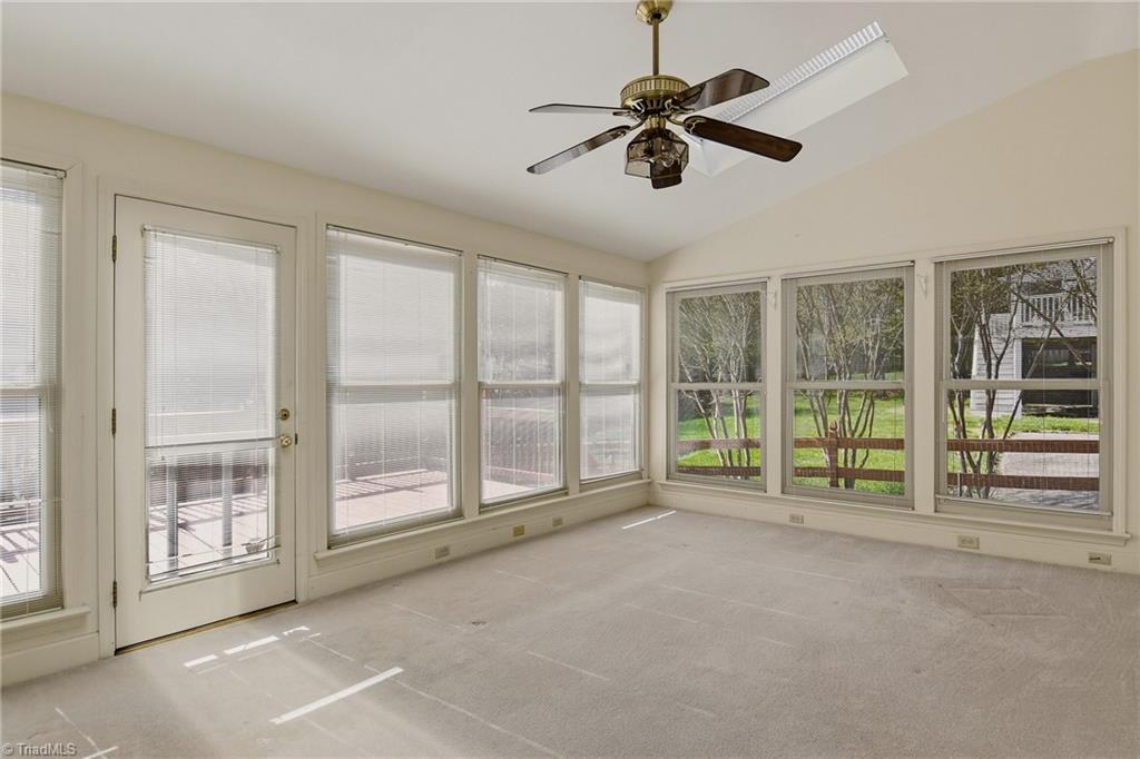 1011 Greenhurst Road Winston-Salem, NC 27104 - Photo 12 of 35