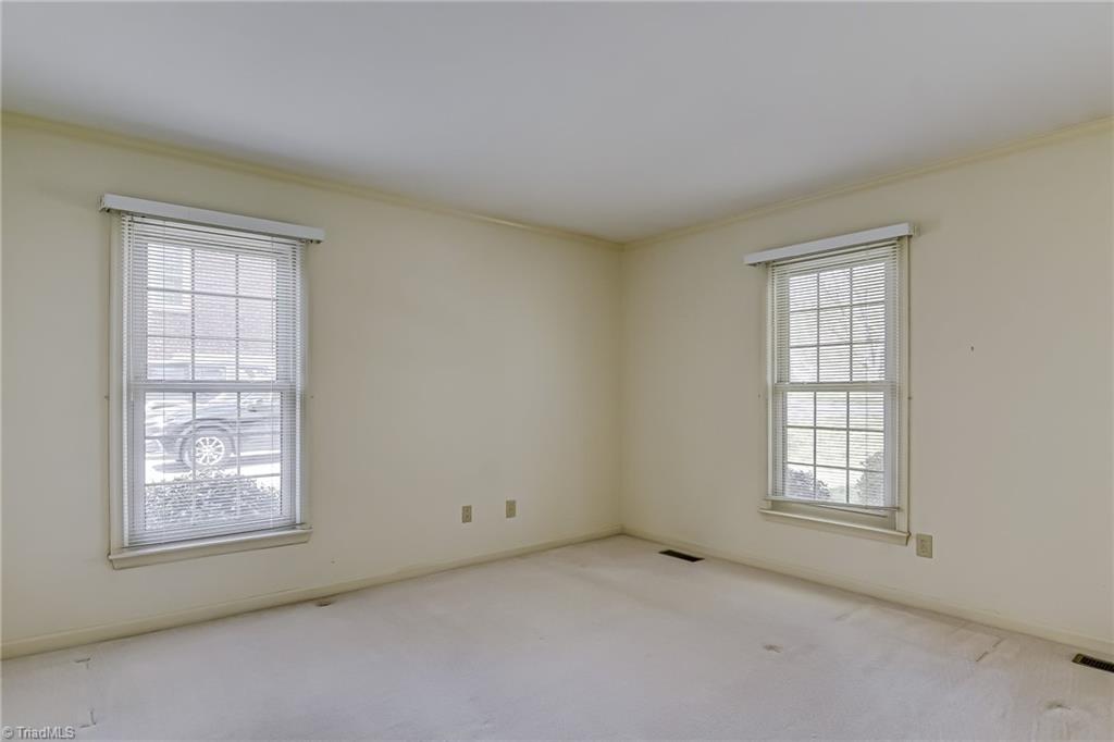 1011 Greenhurst Road Winston-Salem, NC 27104 - Photo 19 of 35