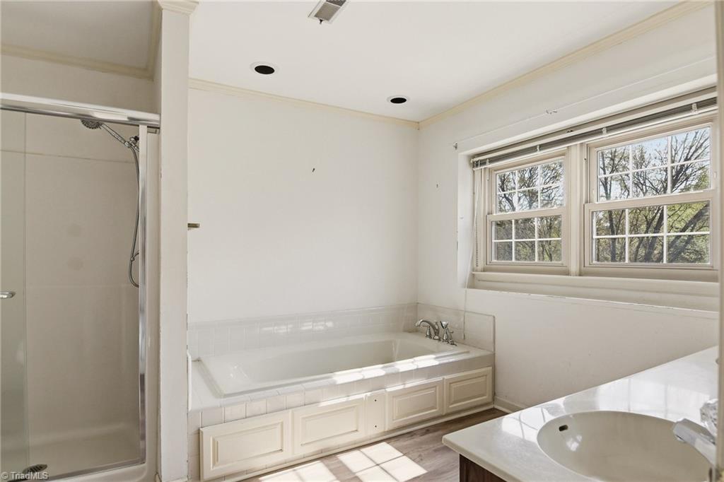 1011 Greenhurst Road Winston-Salem, NC 27104 - Photo 23 of 35