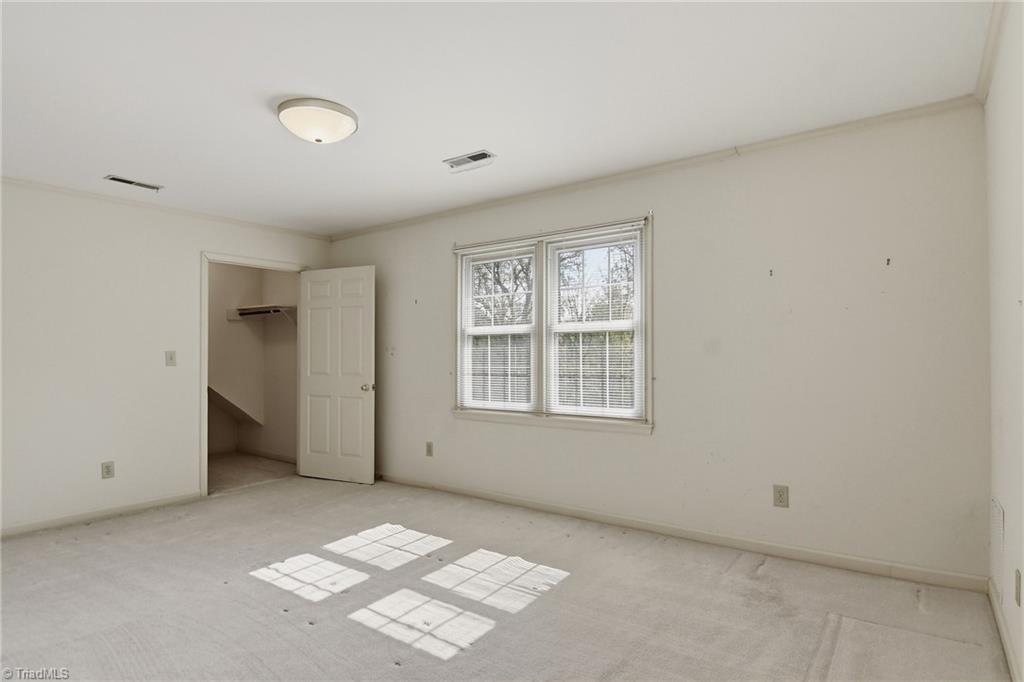 1011 Greenhurst Road Winston-Salem, NC 27104 - Photo 25 of 35