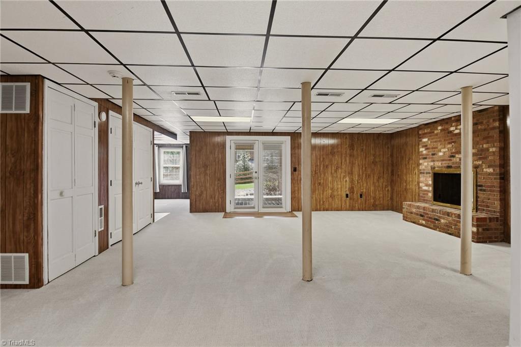 1011 Greenhurst Road Winston-Salem, NC 27104 - Photo 31 of 35