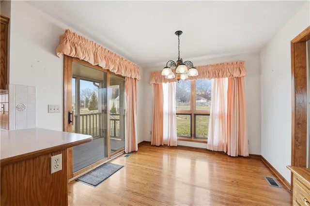 $350,000 | 105 North Lakeshore Drive, Raymore, MO 64083