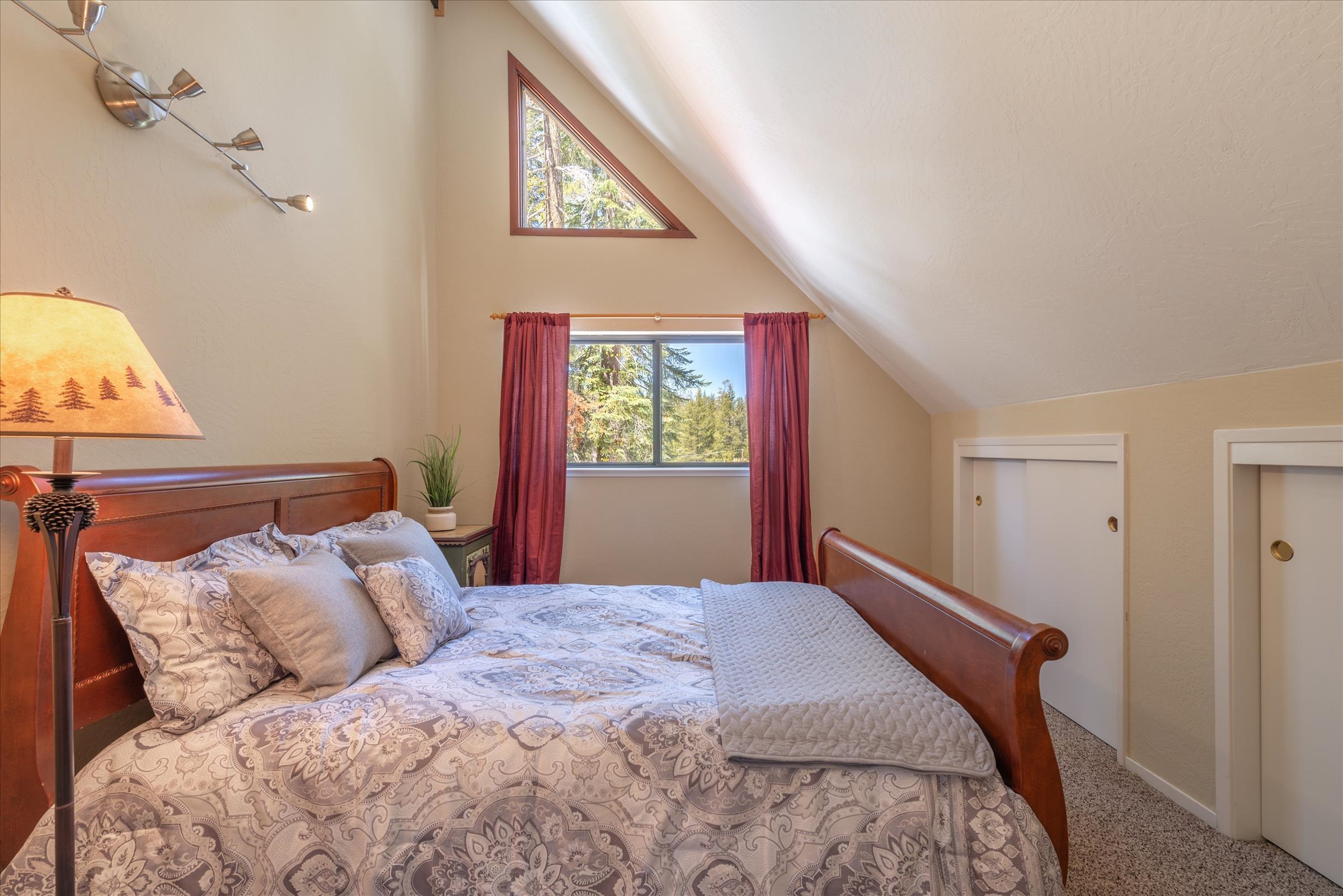 7359 Cascade Road Soda Springs, CA 95728 - Photo 10 of 18 Gallery Image 10