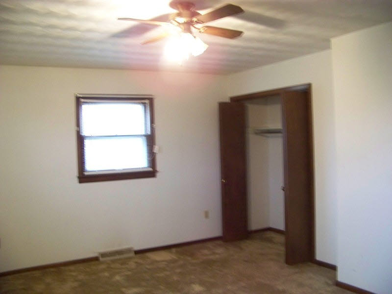 3290 Red Stripe Road Salem, IL 62881 - Photo 7 of 10