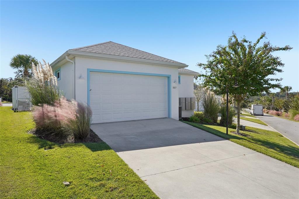 357 Conch Key Lane Lady Lake, FL 32159 - Photo 33 of 48