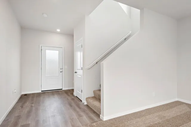 $357,900 | 160 Summerfield Drive, Waverly, MN 55390