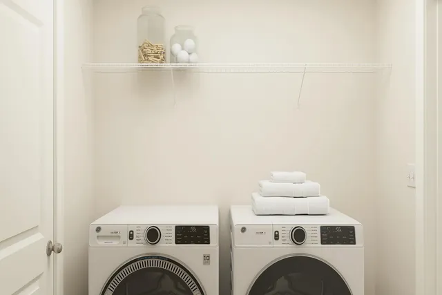 $357,900 | 160 Summerfield Drive, Waverly, MN 55390