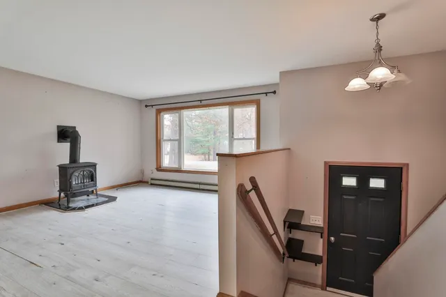 $579,000 | 16 Evergreen Drive, Hudson, NH 03051