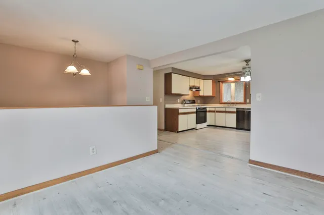 $579,000 | 16 Evergreen Drive, Hudson, NH 03051