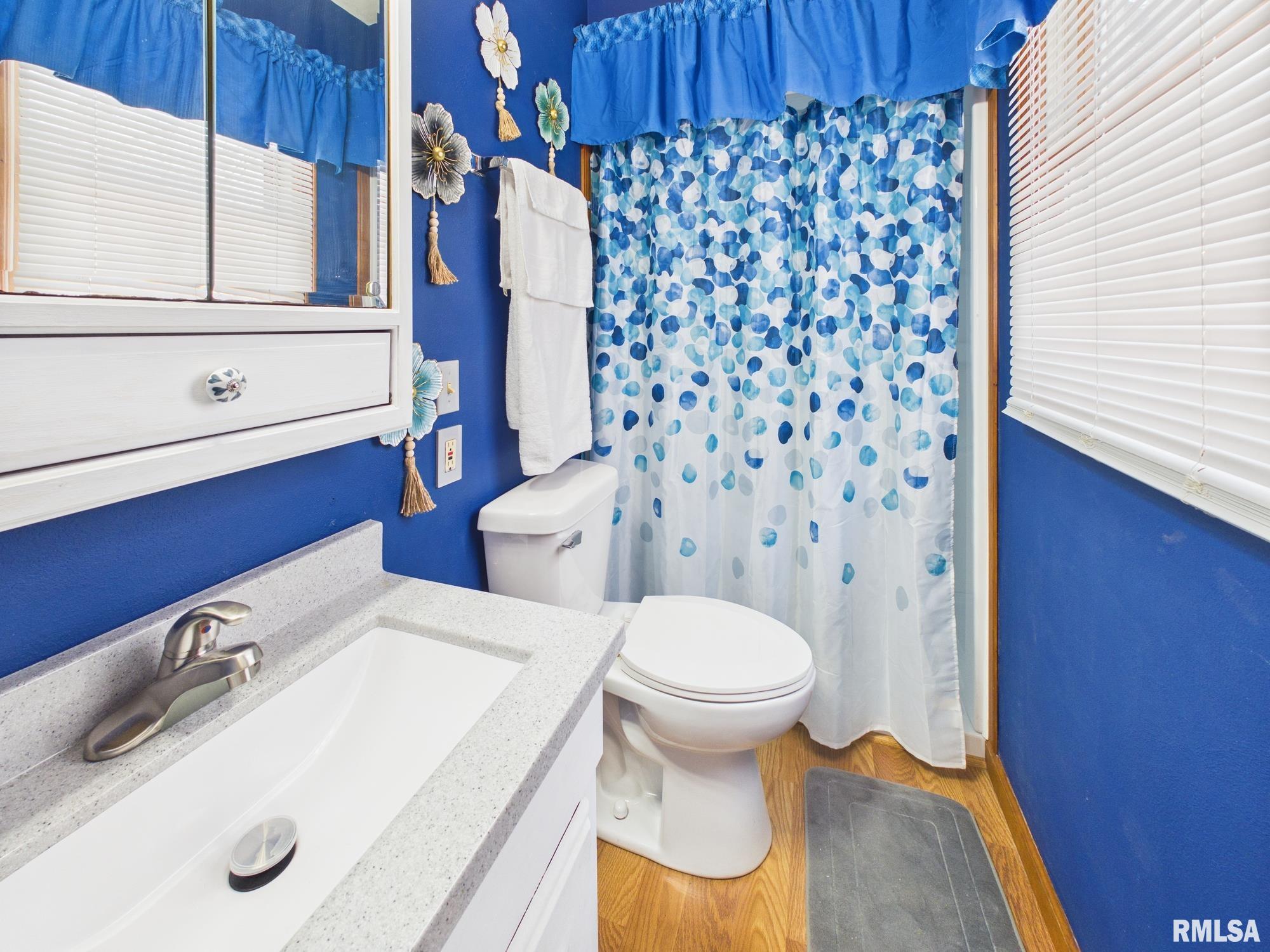 1623 Village Green Road Petersburg, IL 62675 - Photo 20 of 42