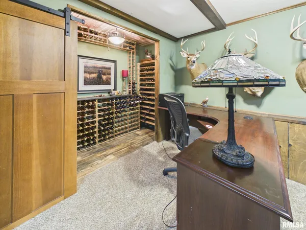 $269,900 | 1623 Village Green Road, Petersburg, IL 62675